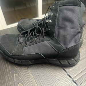 Oakley Men's Black Tactical Boots